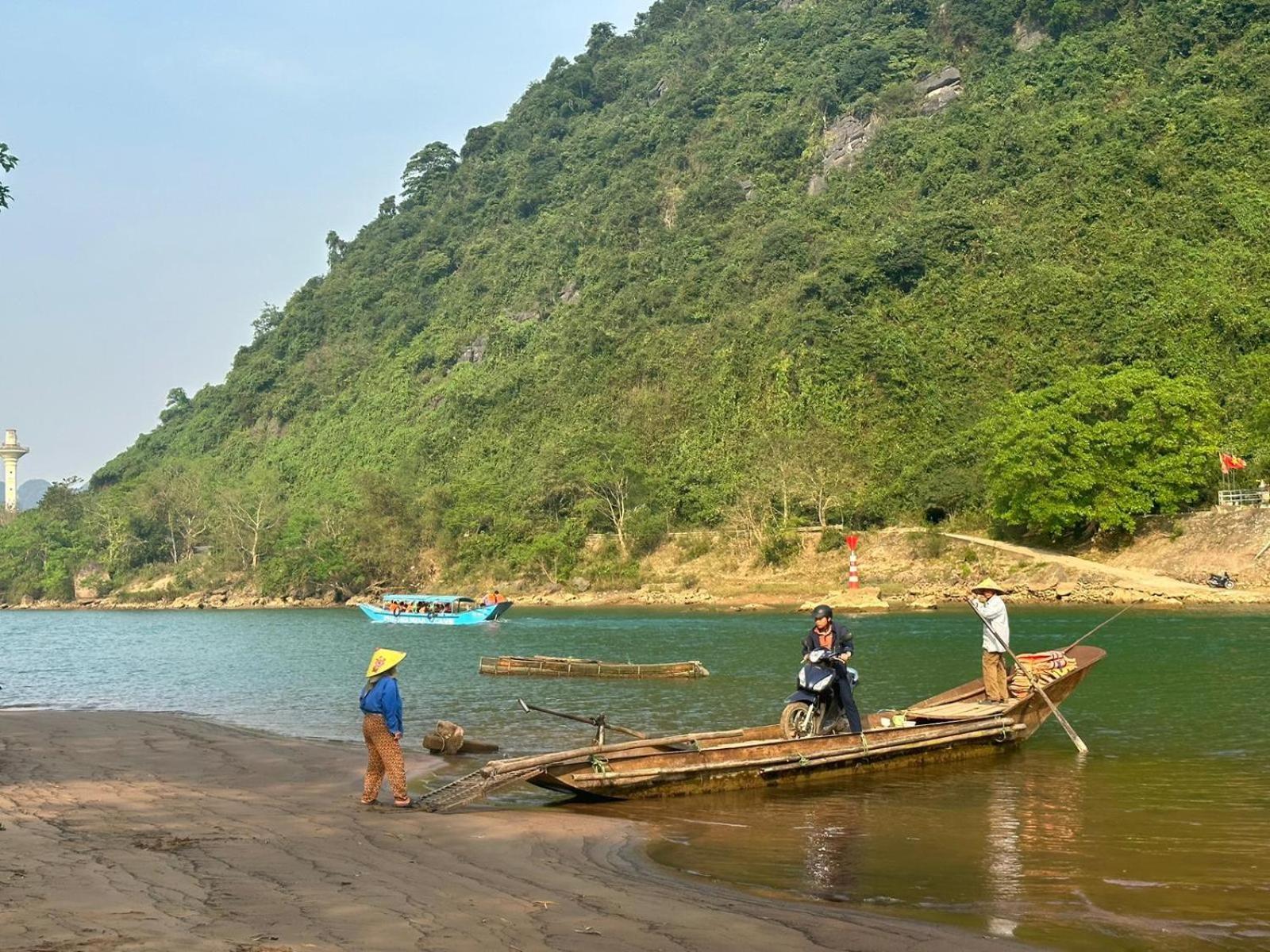 Phong Nha Dawn Home Exterior photo