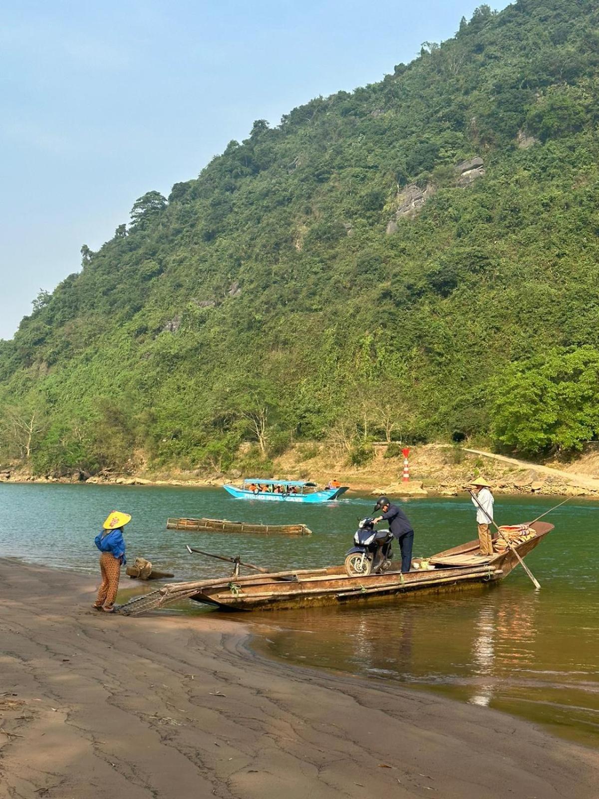 Phong Nha Dawn Home Exterior photo