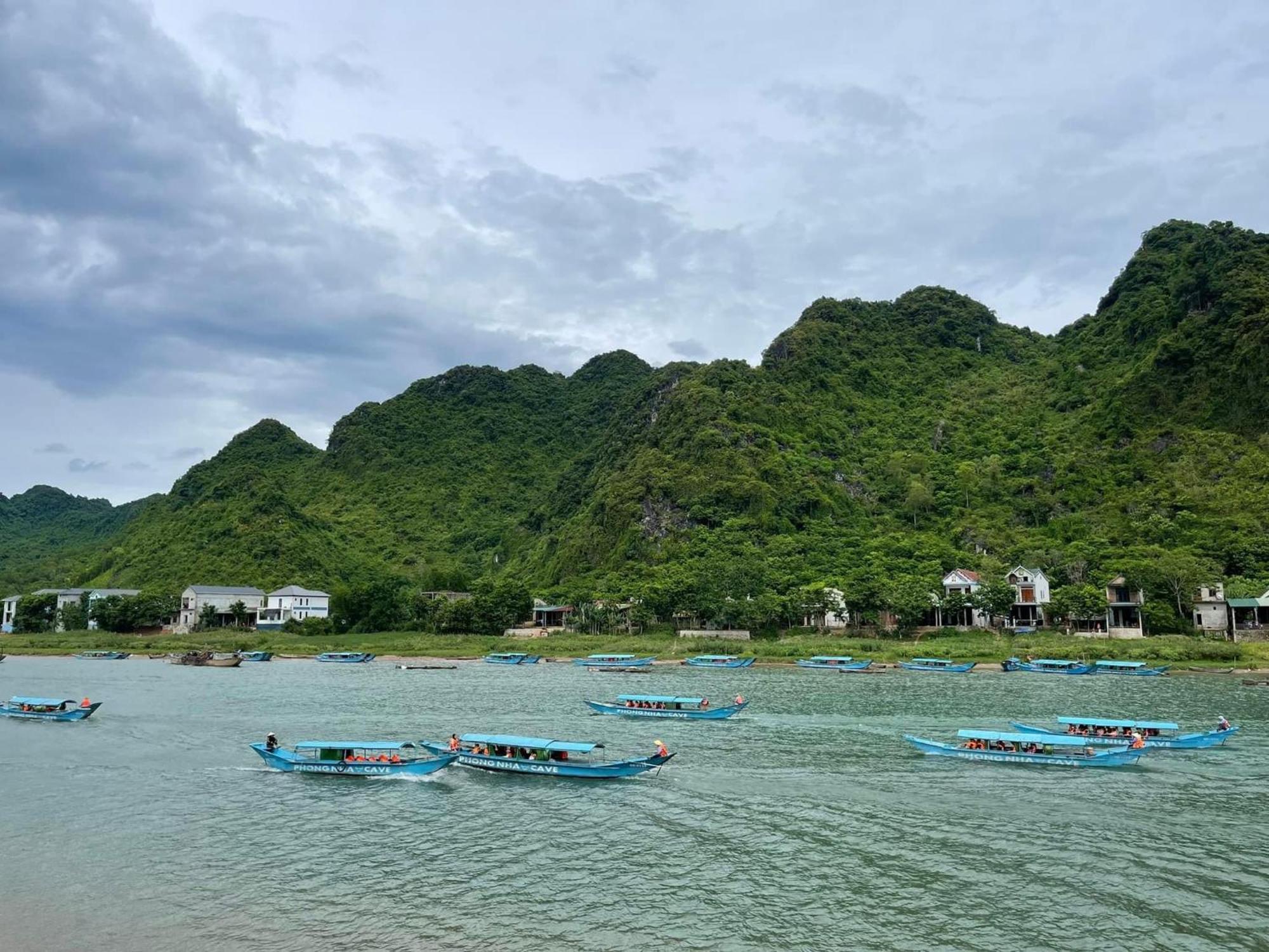 Phong Nha Dawn Home Exterior photo