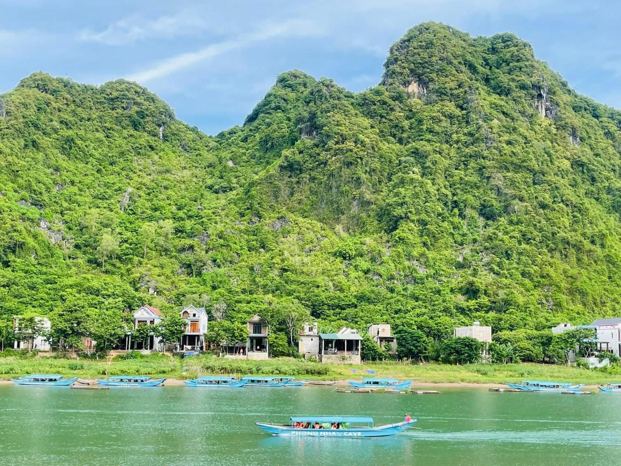 Phong Nha Dawn Home Exterior photo